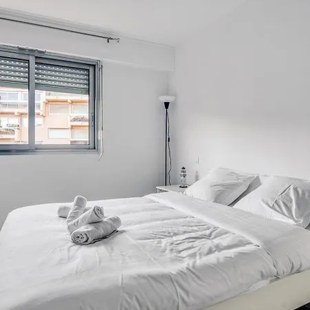 Antoinette - Welkeys * Antibes